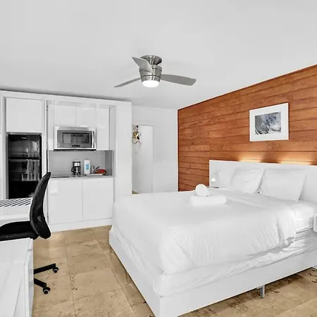 Waves Beach Town Studio Apartment